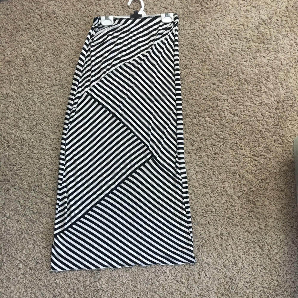 Black and White Striped Massimo Long Skirt